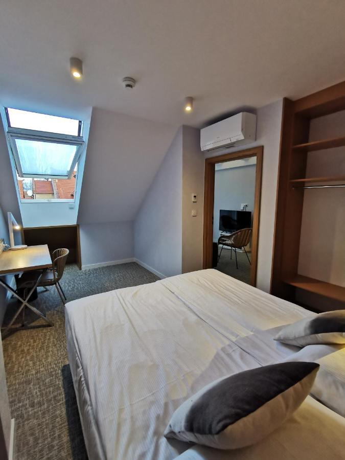 Hotel Zhong Hua Sopot Extérieur photo